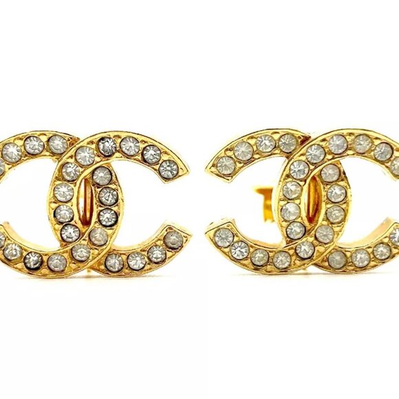 CHANEL CC Logos Rhinestone Clip-On Earrings Gold Tone 2084 Auth o1124 w/Box - Picture 1 of 16